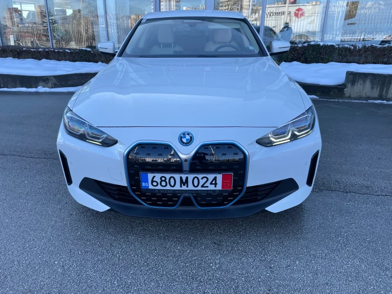 BMW i4 eDrive 40 Gran Coupe, снимка 3 - Автомобили и джипове - 48642257