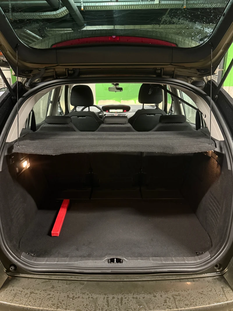 Citroen C4 Picasso, снимка 4 - Автомобили и джипове - 51966990