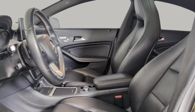 Mercedes-Benz CLA 250 4MATIC* Автокредит* , снимка 10 - Автомобили и джипове - 52749843
