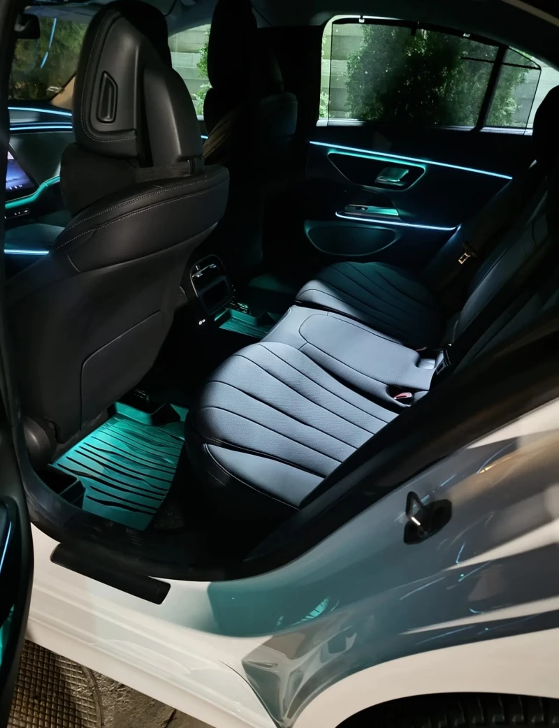 Mercedes-Benz E 200, снимка 7 - Автомобили и джипове - 52627808