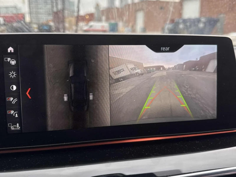 BMW 540 X-DRIVE M-PACK HUD* PANO* ОБДУХ* ПОДГРЕВ* DIGITAL*, снимка 13 - Автомобили и джипове - 52697108