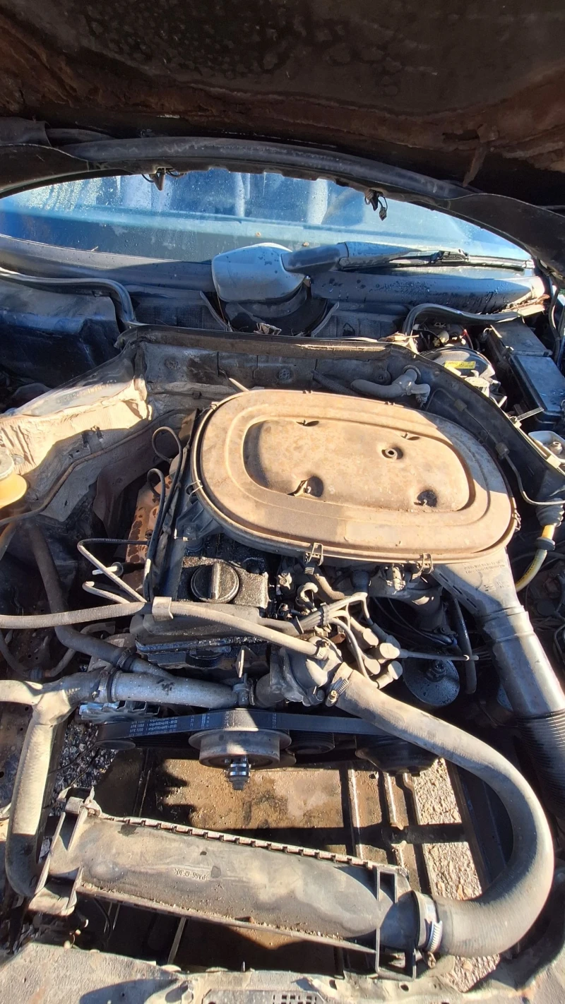 Mercedes-Benz 124 200e, снимка 7 - Автомобили и джипове - 52787823