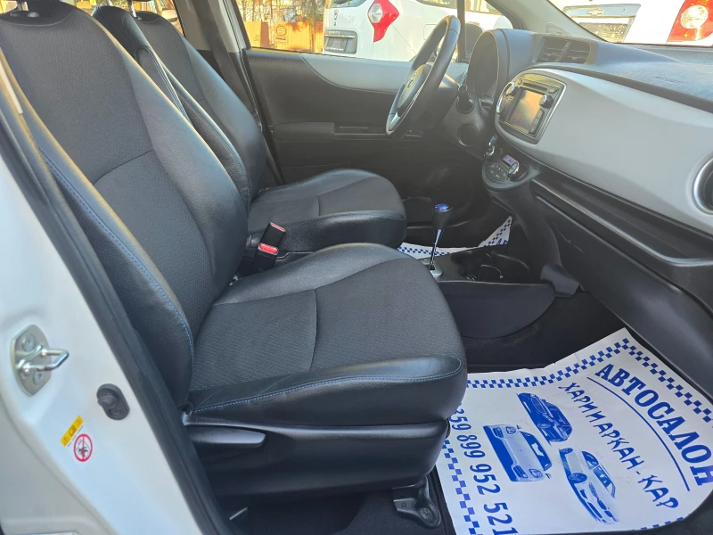 Toyota Yaris 1.5I HYBRID-115300 KM-РЕАЛНИ-ПАНОРАМА, снимка 10 - Автомобили и джипове - 52813305