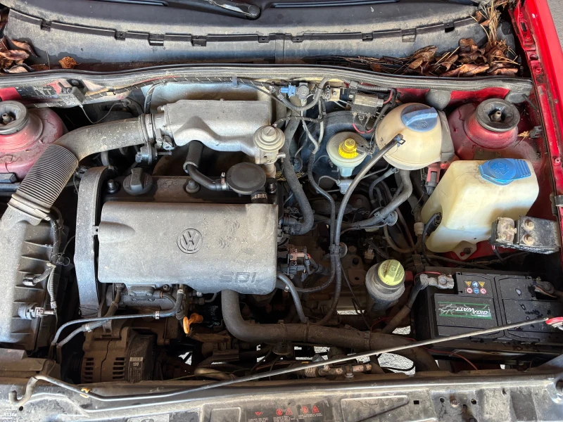 VW Polo 1.9 SDI, снимка 16 - Автомобили и джипове - 52956069