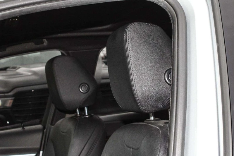 BMW 330 * xDrive SA * CARFAX * ЦЕНА ДО БГ, снимка 15 - Автомобили и джипове - 53237246