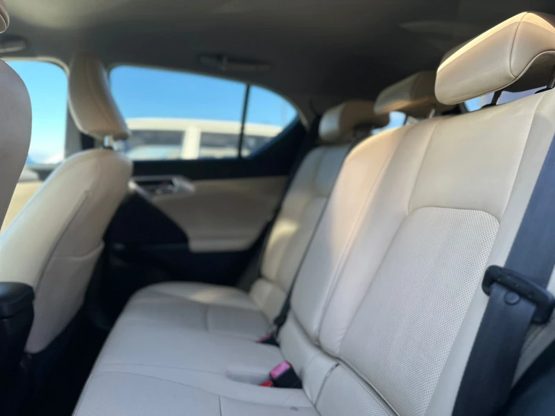 Lexus CT 200h / 1.8I / HYBRID / NAVI / CAMERA / EURO 5 / TOP /, снимка 10 - Автомобили и джипове - 53463254