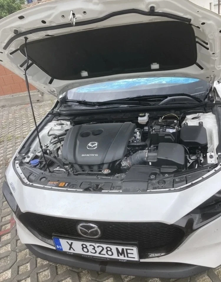 Mazda 3, снимка 10 - Автомобили и джипове - 55992499