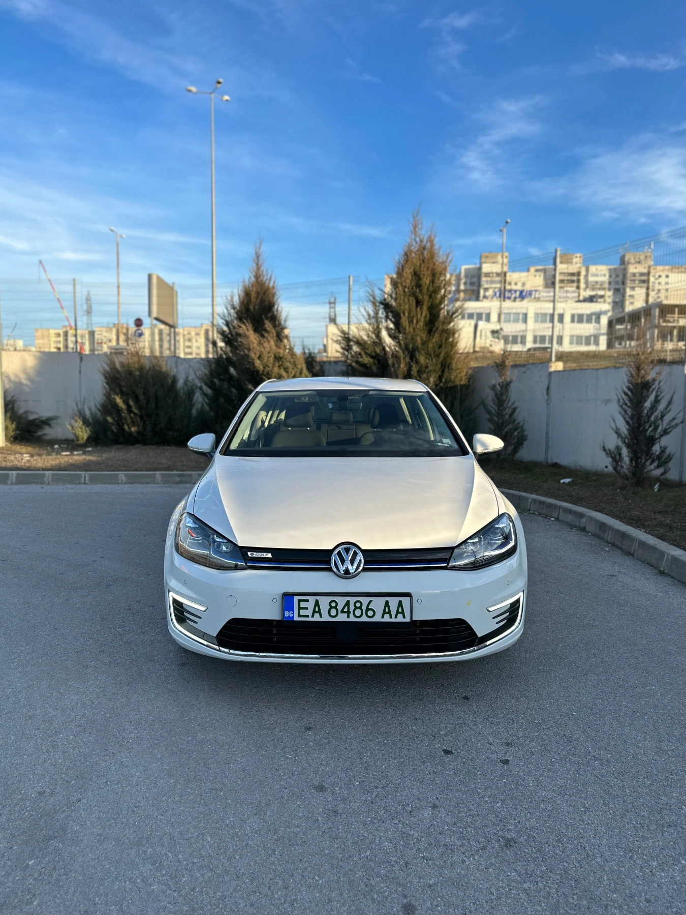 VW Golf E-GOLF 7.5 - изображение 3