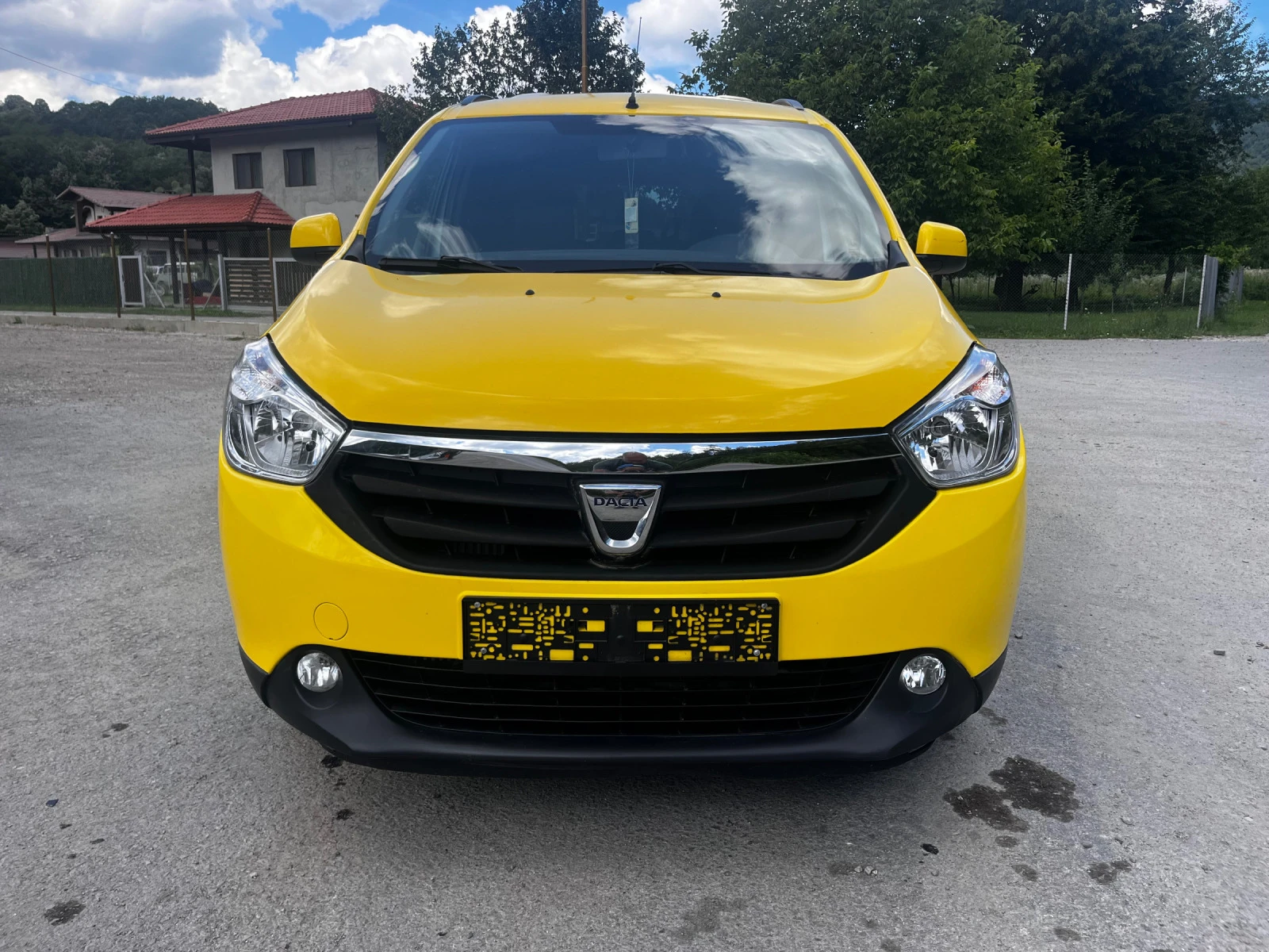 Dacia Lodgy 1.5 dci - изображение 2