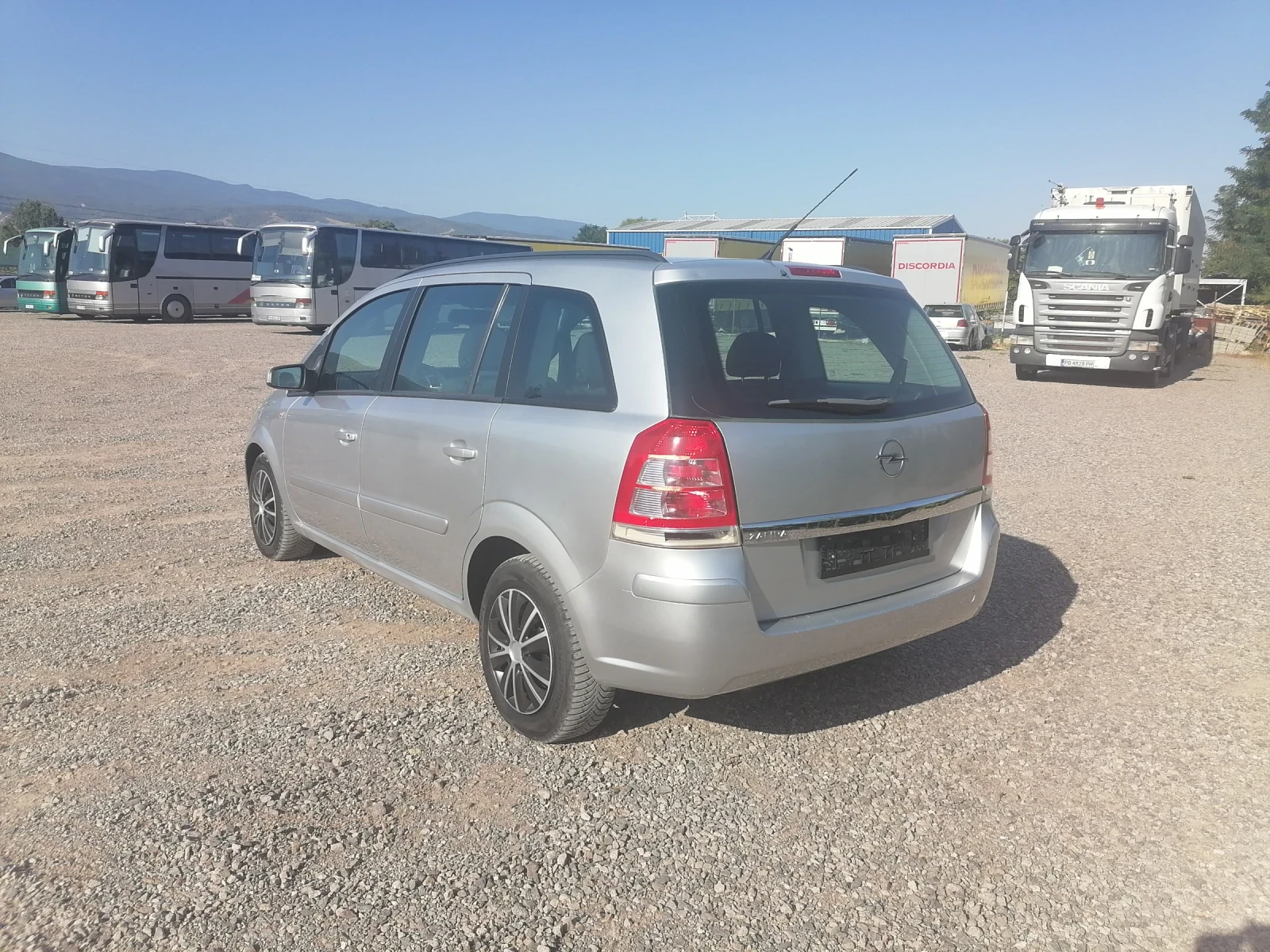 Opel Zafira 1.8 Бензин 7 МЕСТНА  - изображение 4