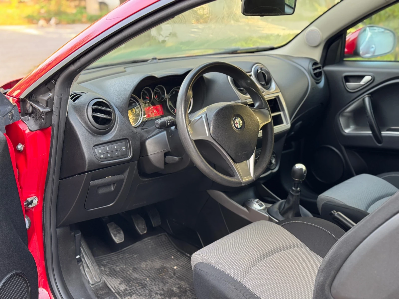 Alfa Romeo MiTo 1.6JTDm* KLIMA - изображение 9