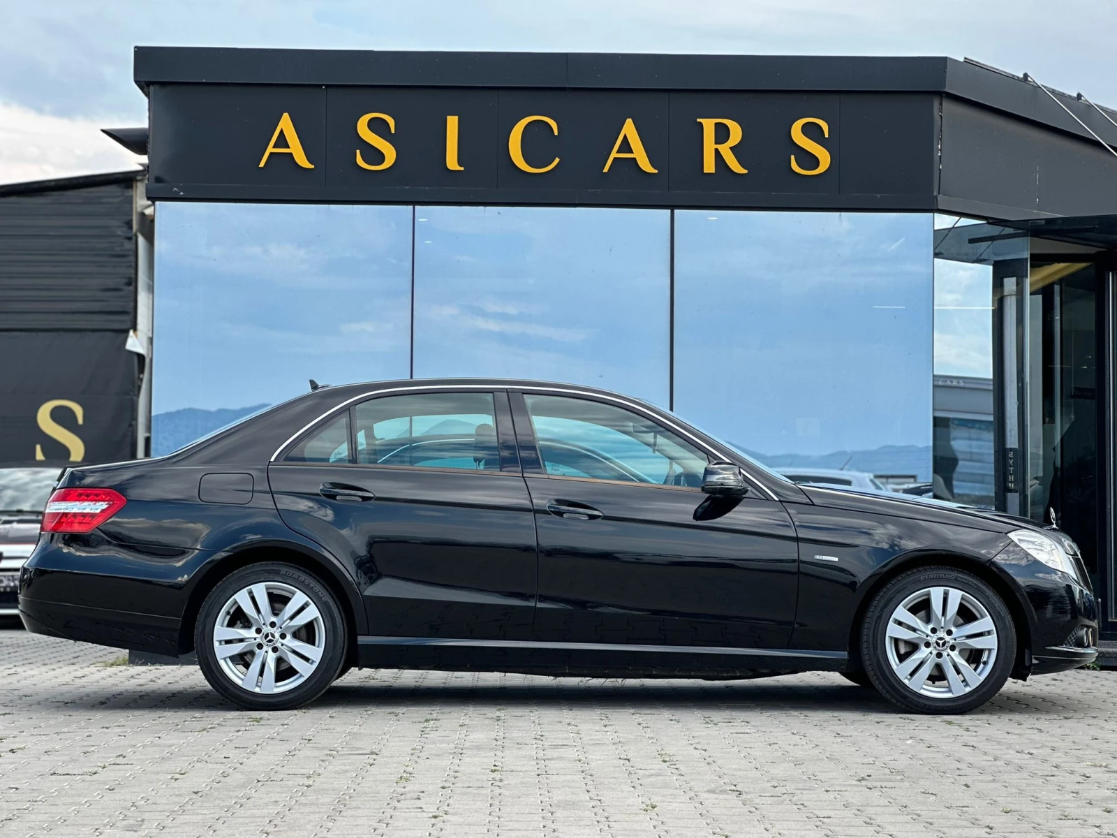 Mercedes-Benz E 200 / 2.2 CDI / 136 HP / СЕДАН / EURO 5 / TOP / - изображение 6