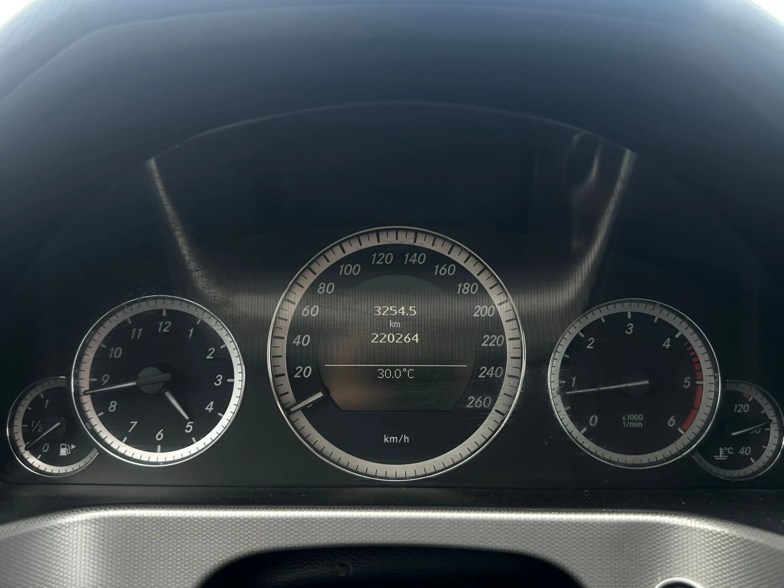 Mercedes-Benz E 200 / 2.2 CDI / 136 HP /  / EURO 5 / TOP / | Mobile.bg   15