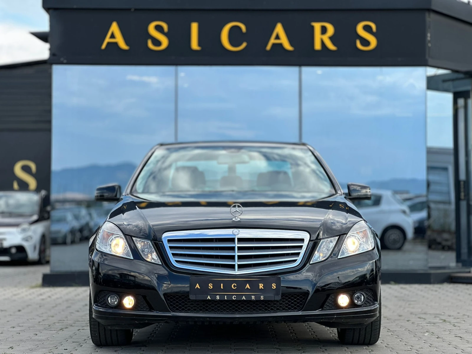 Mercedes-Benz E 200 / 2.2 CDI / 136 HP / СЕДАН / EURO 5 / TOP / - изображение 8