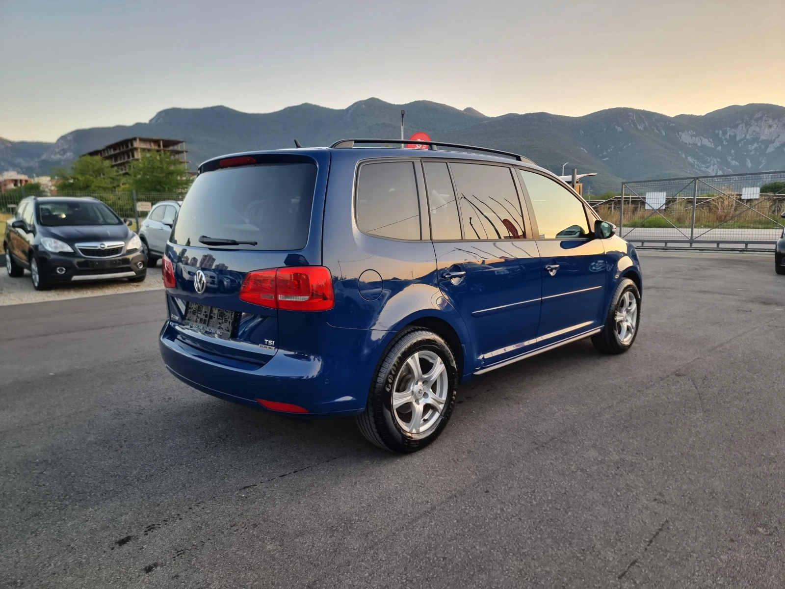 VW Touran 1.4I METAN - изображение 7