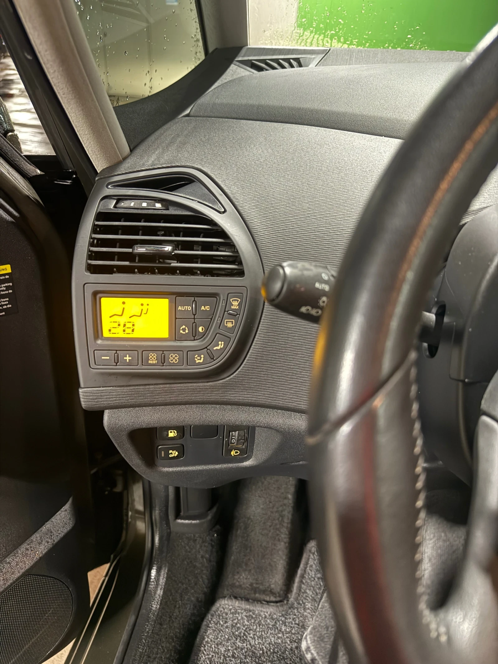 Citroen C4 Picasso  - изображение 9