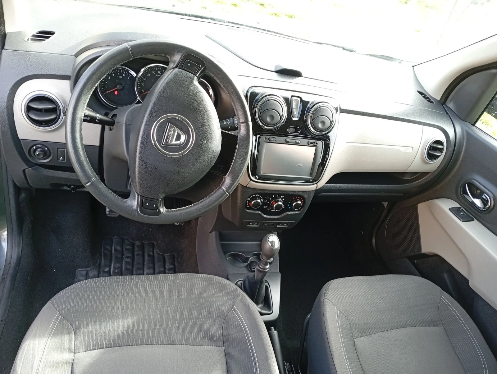 Dacia Lodgy 1.5 DCI  EURO 6 B - изображение 9