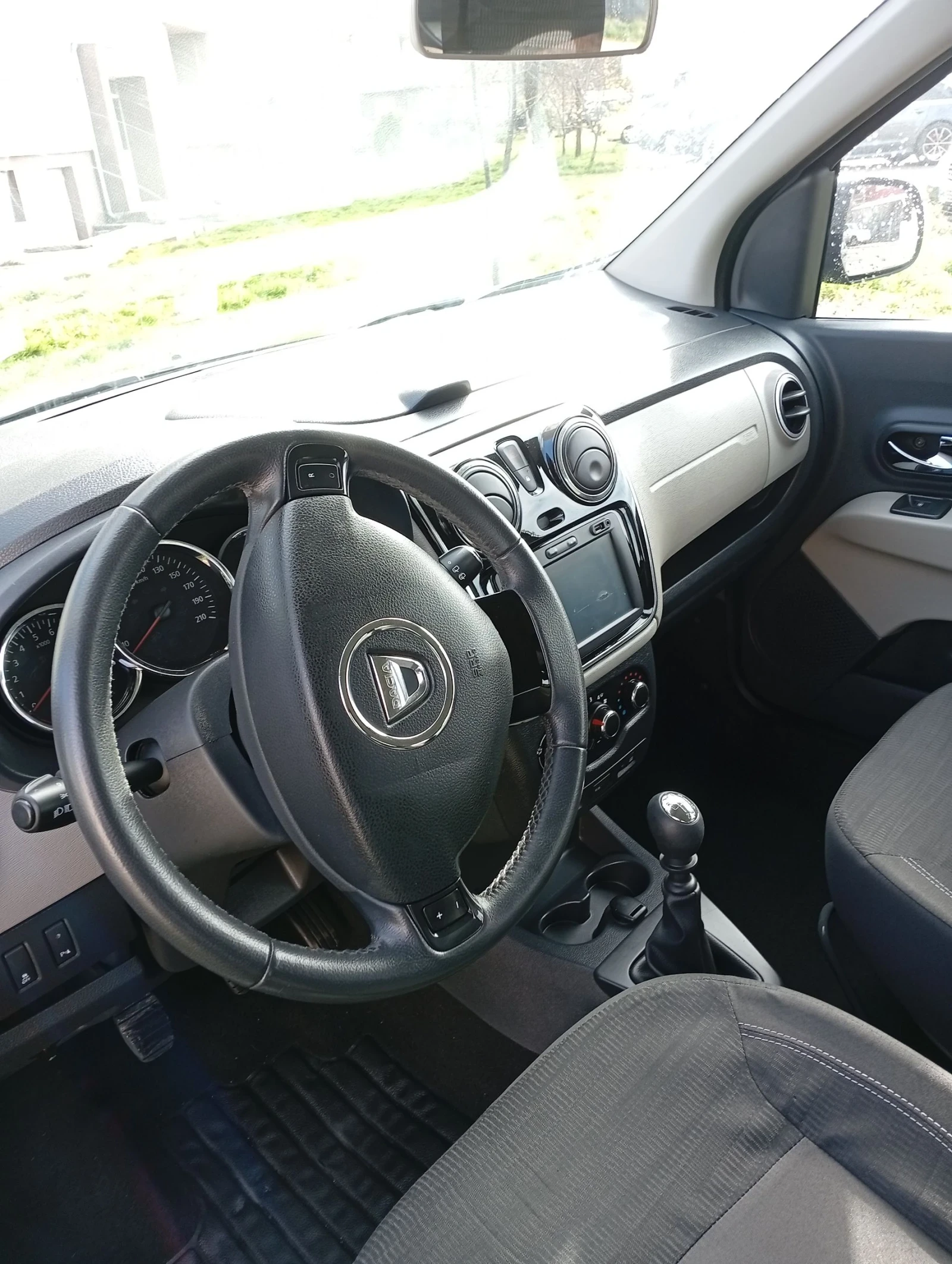 Dacia Lodgy 1.5 DCI  EURO 6 B - изображение 7