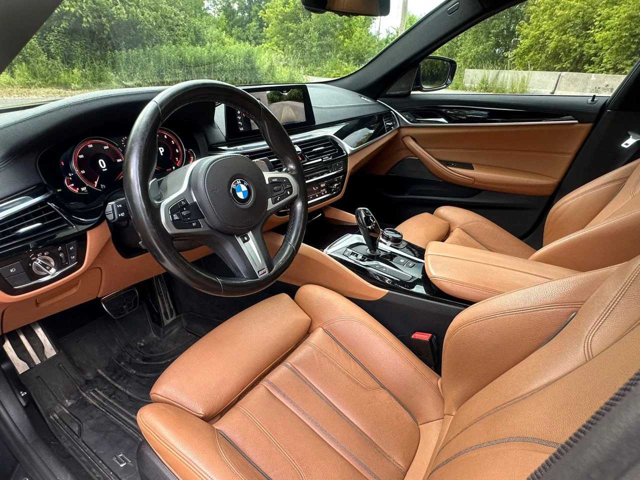 BMW 540 М-PACKET* ОБДУХВАНЕ* HEAD-UP* ПОДГРЕВ* ПАНОРАМА* H - изображение 7