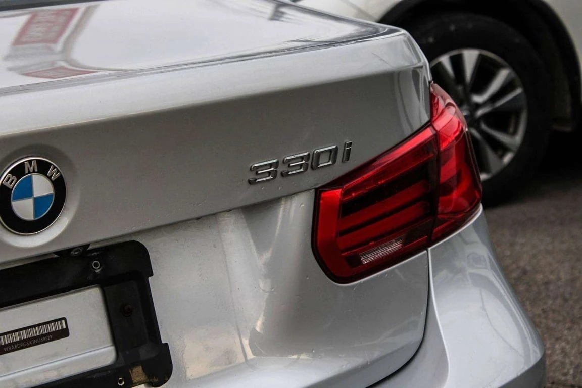 BMW 330 * xDrive SA * CARFAX * ЦЕНА ДО БГ - изображение 8