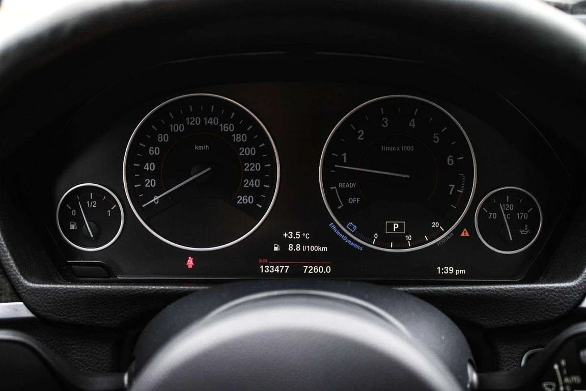 BMW 330 * xDrive SA * CARFAX * ���� �� �� | Mobile.bg � ����������� 12