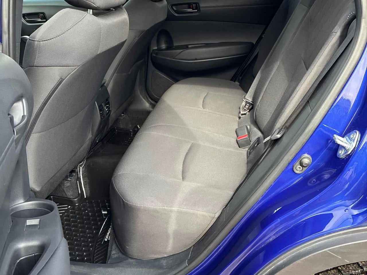 Toyota Corolla Cross * LE * ПОДГРЕВ* KEYLESS* , снимка 15 - Автомобили и джипове - 53747708