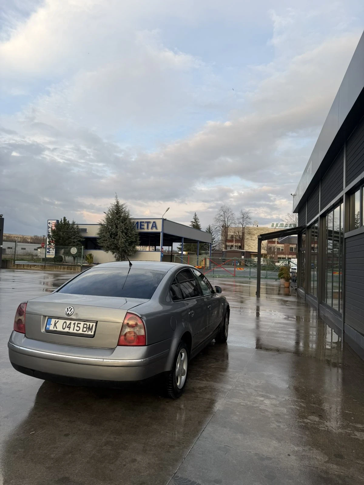 VW Passat 1, 9 TDI, снимка 4 - Автомобили и джипове - 54092881