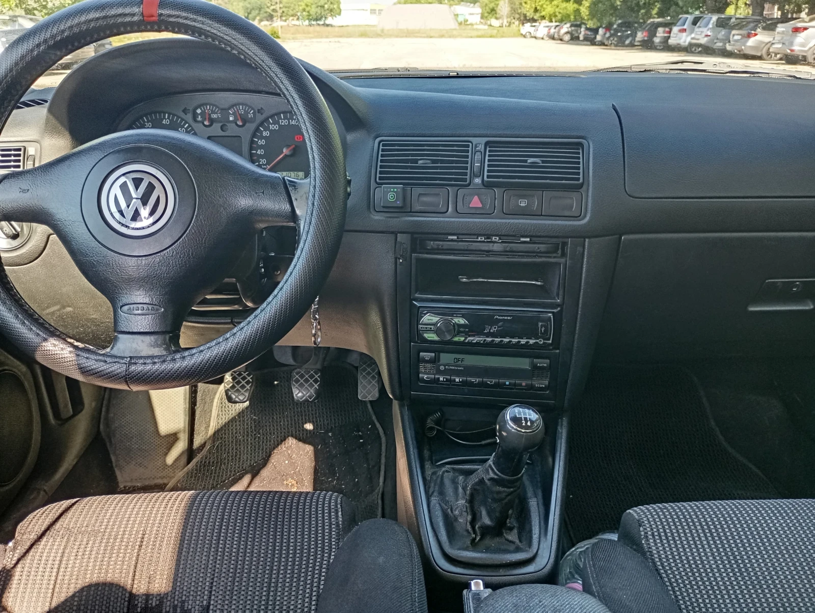 VW Golf 1.6i | Mobile.bg � ����������� 4