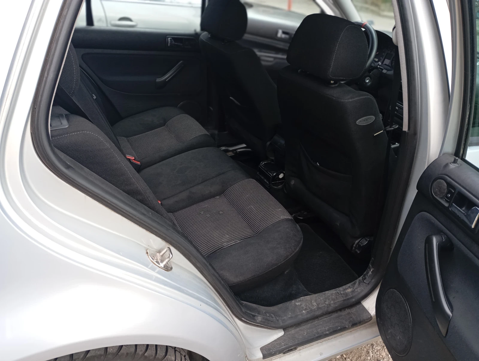 VW Golf 1.6i | Mobile.bg � ����������� 8