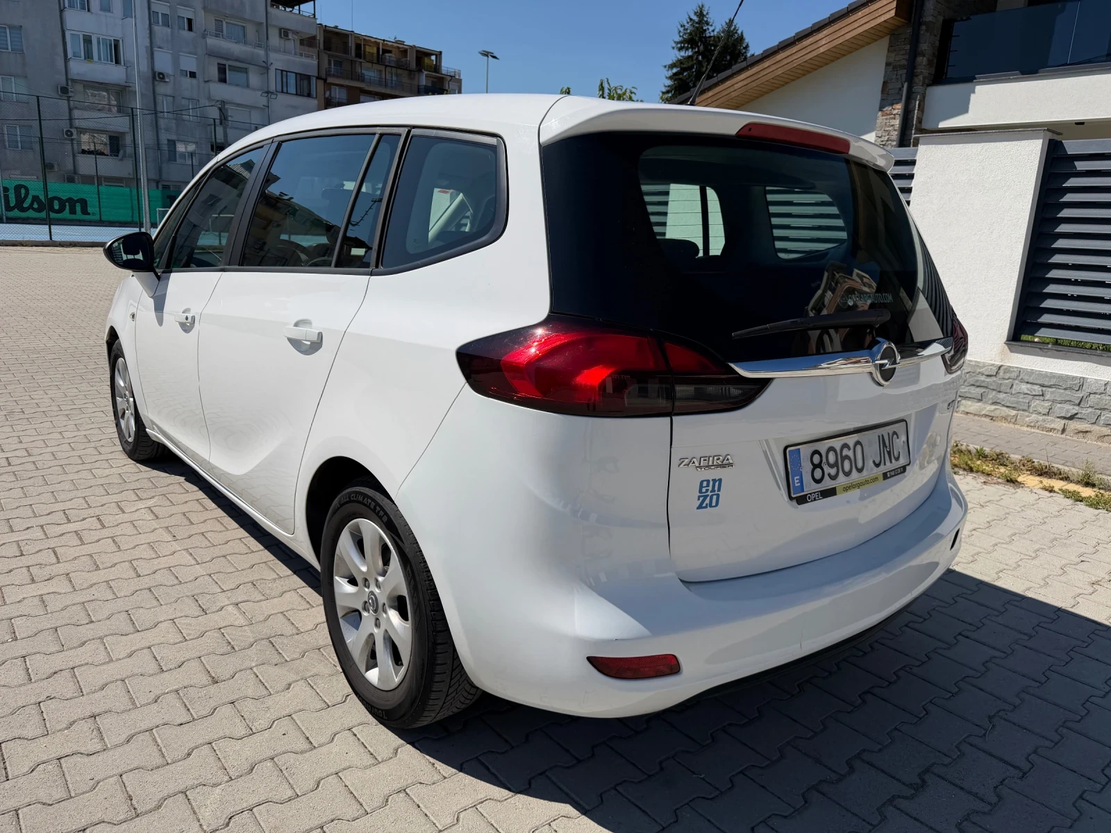 Opel Zafira 2.0 136 7 места, снимка 6 - Автомобили и джипове - 56019456