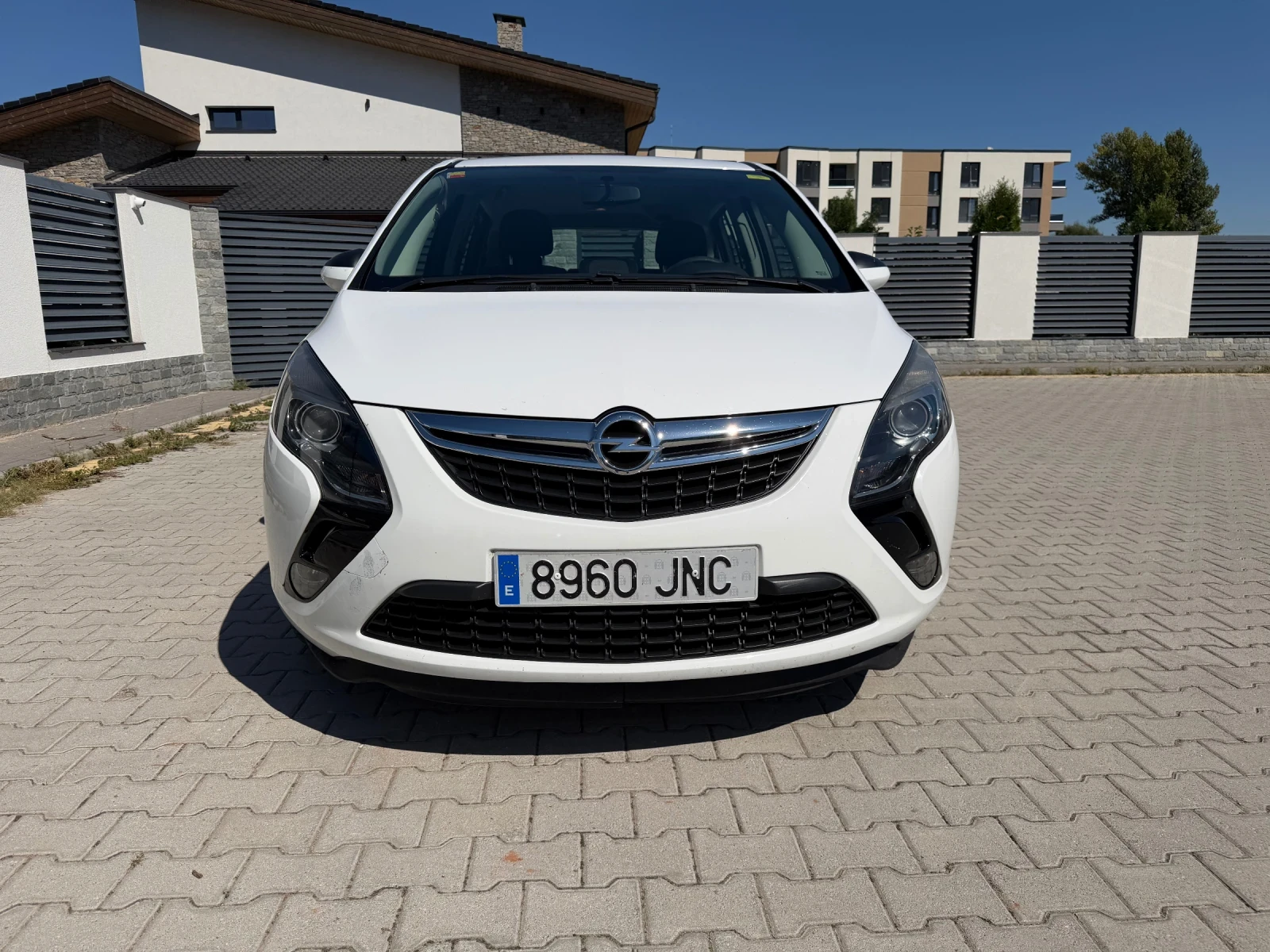 Opel Zafira 2.0 136 7 места, снимка 2 - Автомобили и джипове - 56019456