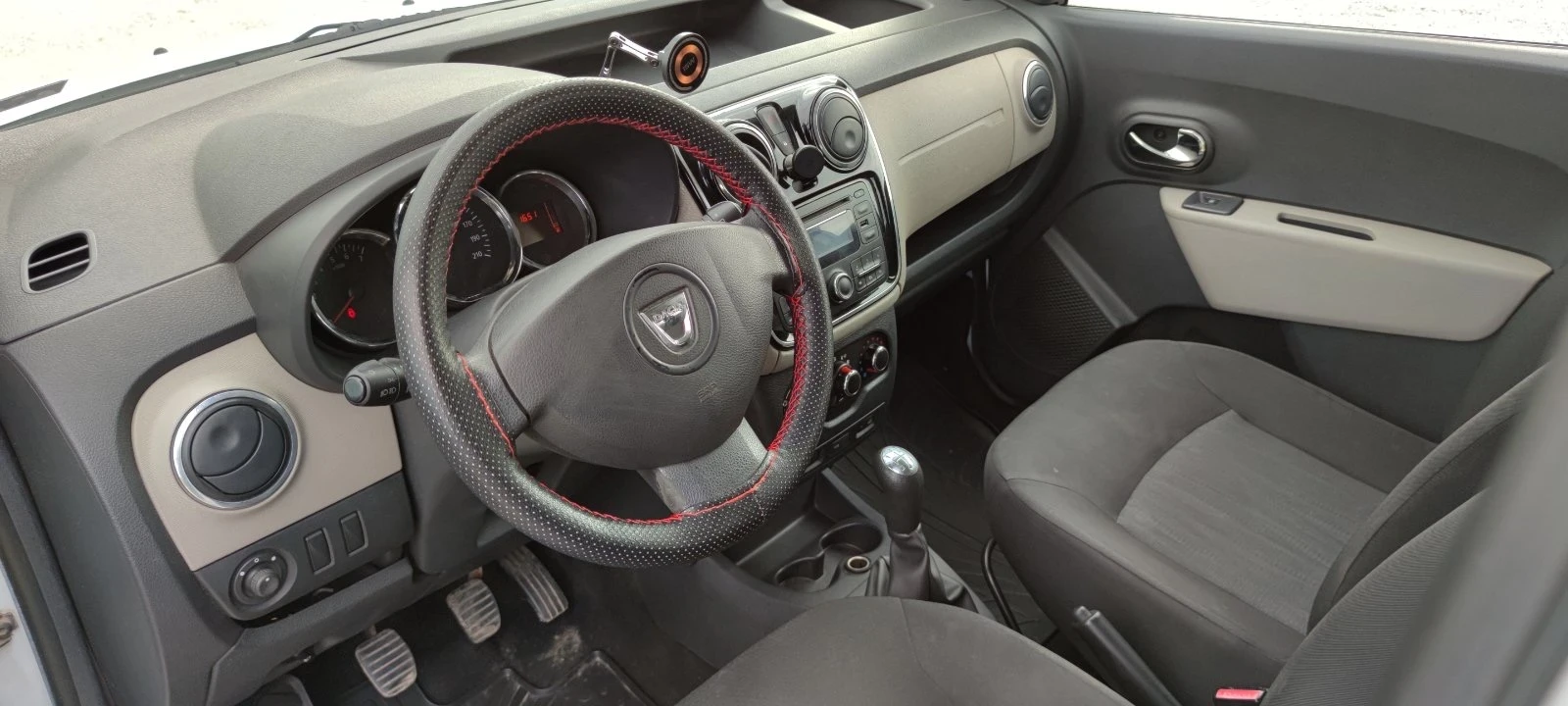 Dacia Dokker, снимка 8 - Автомобили и джипове - 56539162