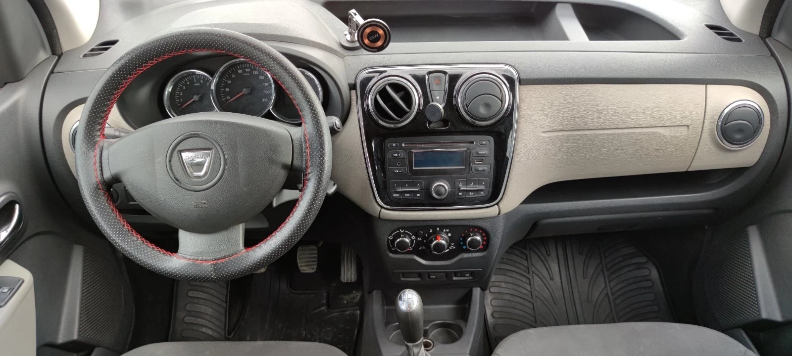Dacia Dokker, снимка 12 - Автомобили и джипове - 56539162