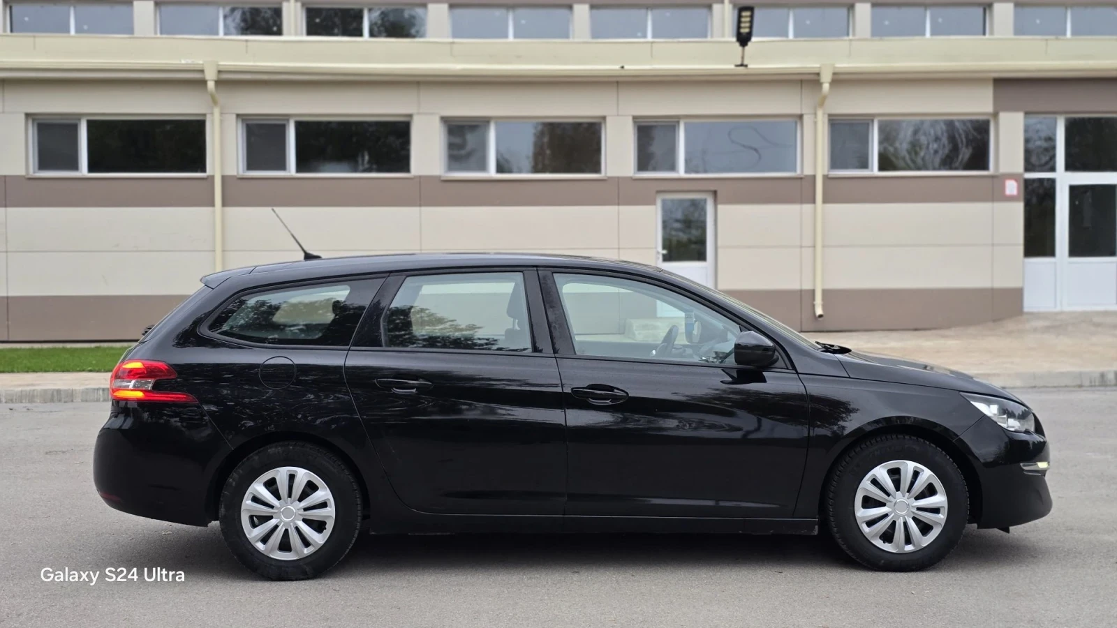 Peugeot 308 1.6hdi 120hp 4299euro, снимка 6 - Автомобили и джипове - 56685708