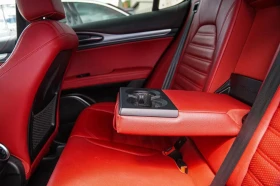 Alfa Romeo Stelvio | AWD| HARMAN KARDON| BSM| NAVI| PANO| RED INT, снимка 12