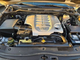 Toyota Land cruiser 5.7 V8 * 7 Места * 1 Собственик * Сервизна история - 21200 € / 41463.60 лв. - 55562803 15