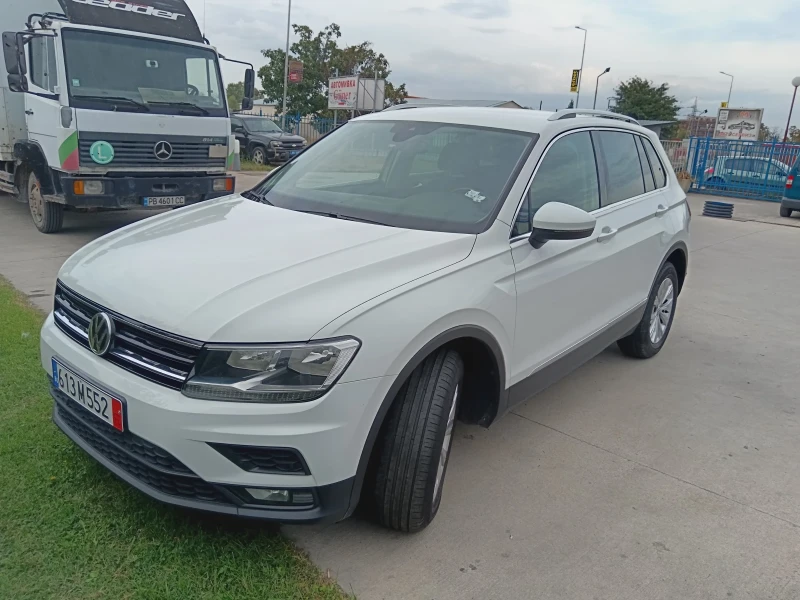 VW Tiguan 4mot 2.0 Tdi Scr Business Bmt  Dsg, снимка 1 - Автомобили и джипове - 44181876