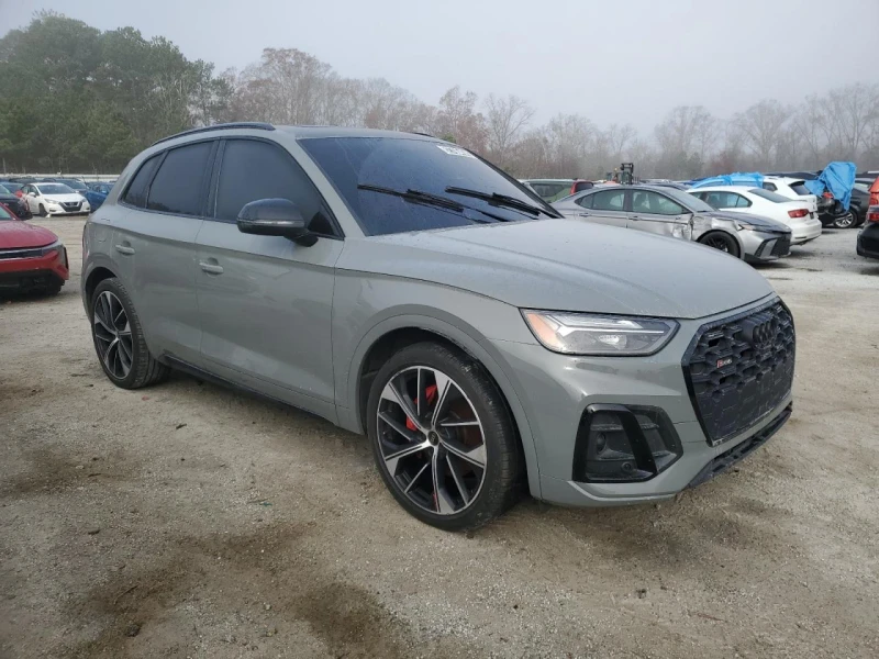 Audi SQ5 PREMIUM PLUS B&O* 360* Distronic* CarPlay* LED* , снимка 4 - Автомобили и джипове - 48726835