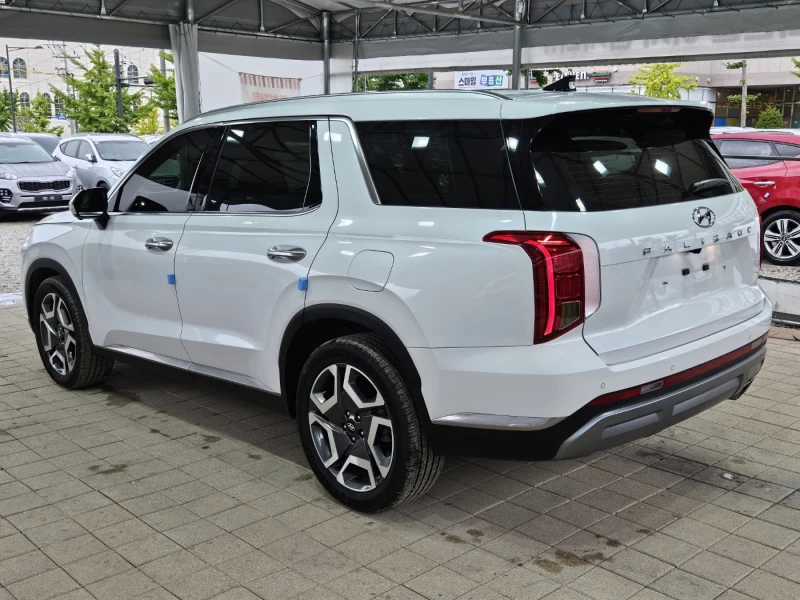 Hyundai Palisade 3.8 Бензин почти НОВ, снимка 5 - Автомобили и джипове - 51955201