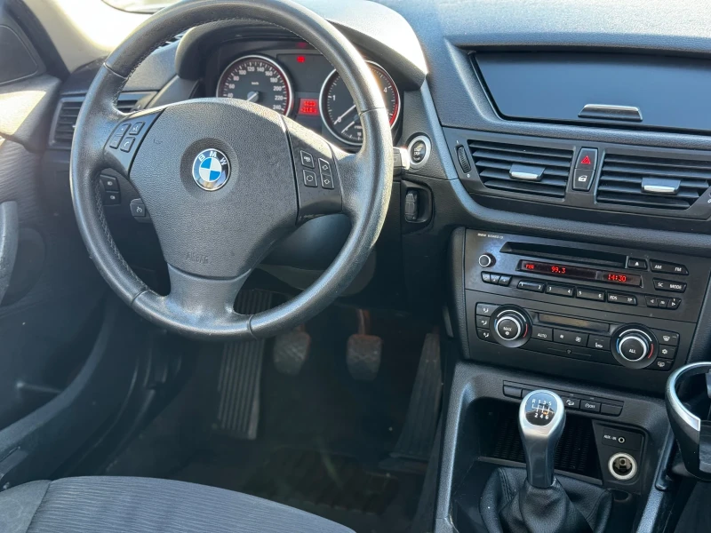 BMW X1 X-Drive/2.0D/Xenon, снимка 14 - Автомобили и джипове - 52266104