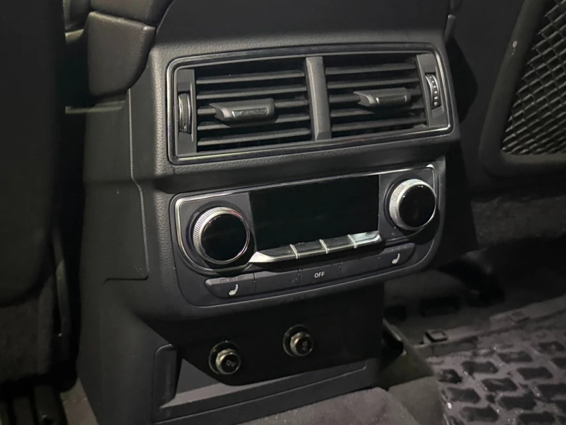 Audi Q7  FULL  С РЕГИСТРАЦИЯ & АВТО КРЕДИТ, снимка 13 - Автомобили и джипове - 53262162