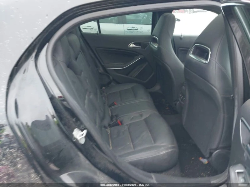 Mercedes-Benz GLA 45 AMG * 4Matic* BUY NOW* ФИКС.ЦЕНА* , снимка 8 - Автомобили и джипове - 53511447