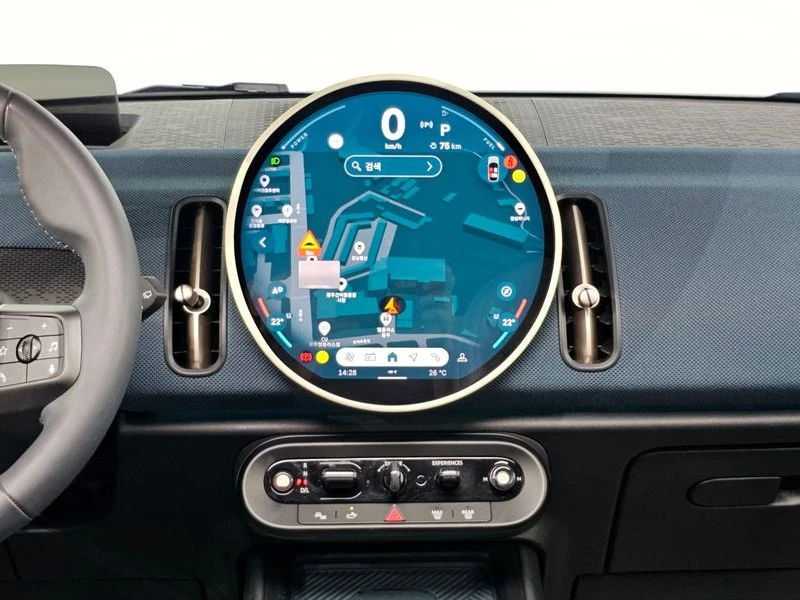 Mini Countryman 2.0 Automatic, снимка 12 - Автомобили и джипове - 55996351