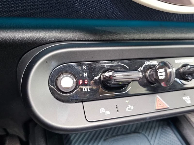 Mini Countryman 2.0 Automatic, снимка 9 - Автомобили и джипове - 55996351