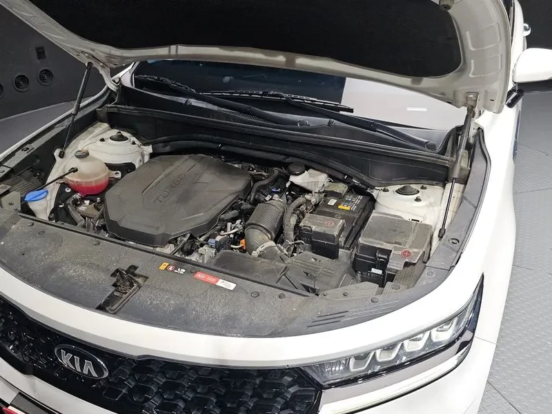 Kia Sorento 2.2 CRDI 4WD - САМО 30% АВАНС, снимка 6 - Автомобили и джипове - 56018258