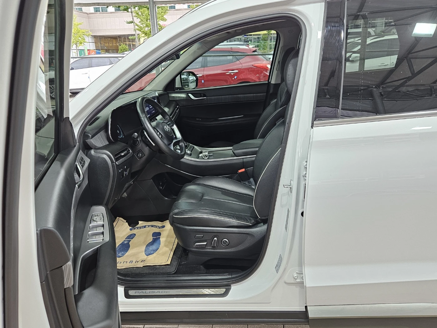 Hyundai Palisade 3.8 Бензин почти НОВ - изображение 6