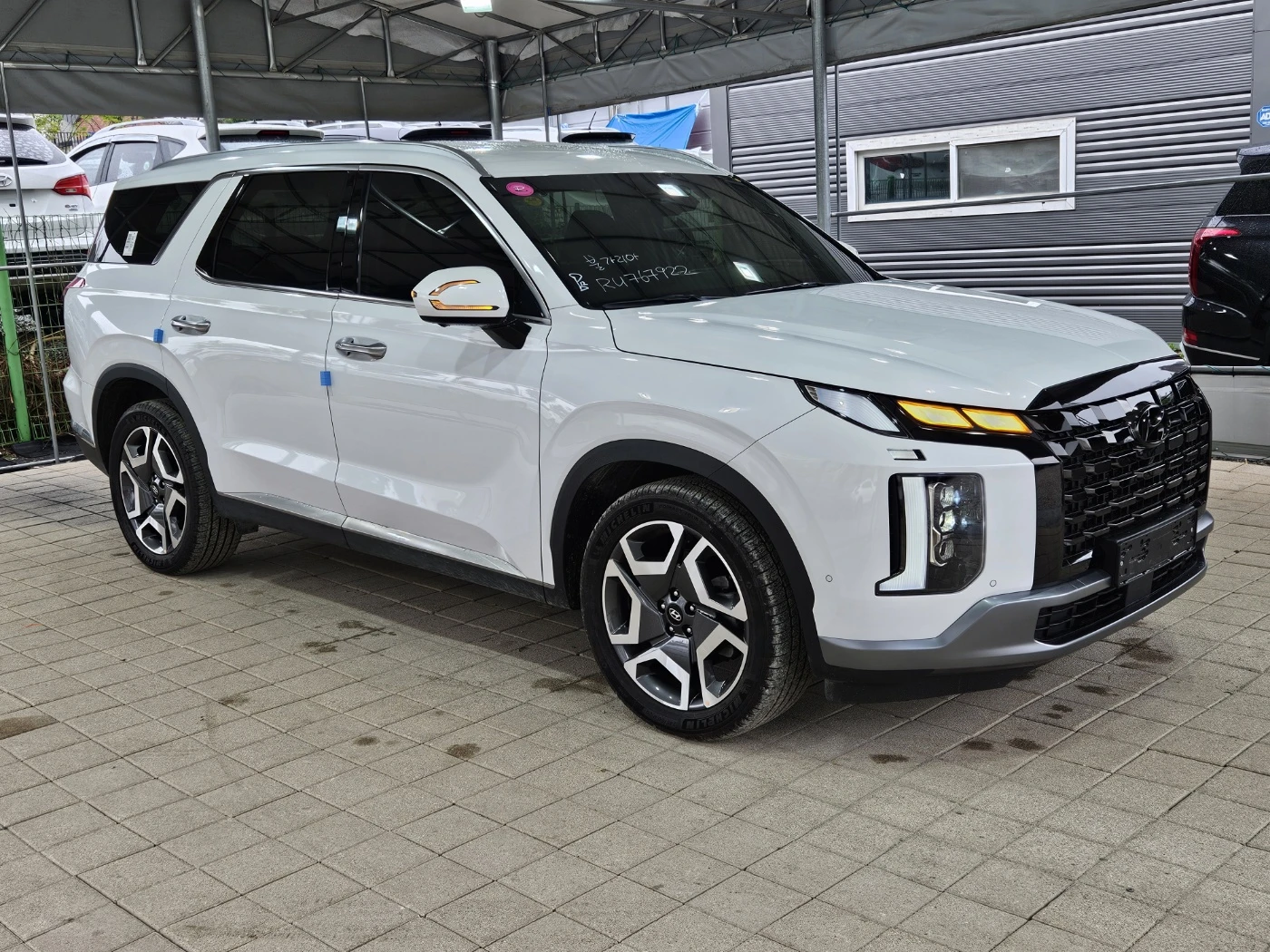Hyundai Palisade 3.8 Бензин почти НОВ - изображение 2