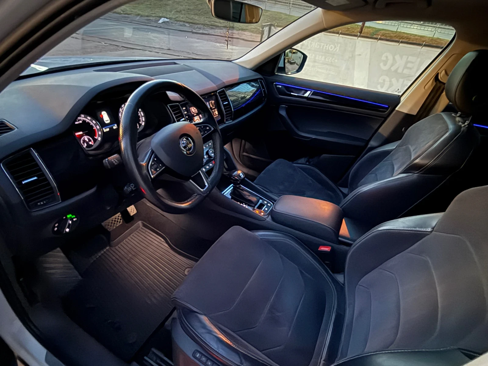 Skoda Kodiaq 2.0 TDI 190к.с. 4x4 7DSG - ПАНОРАМА - УНИКАТ, снимка 13 - Автомобили и джипове - 51985611