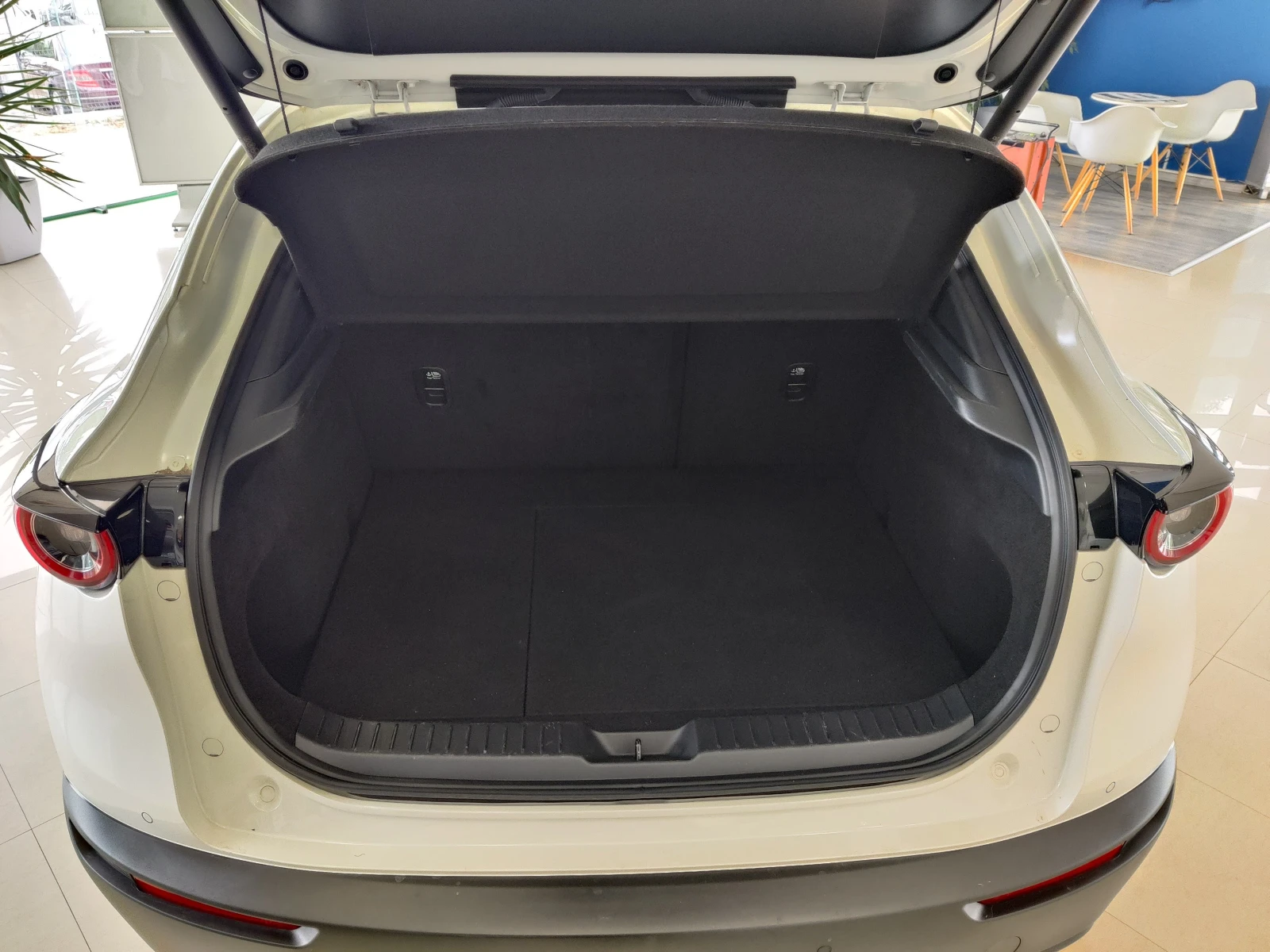 Mazda CX-30 2.0i Skyactiv-X186 - изображение 4