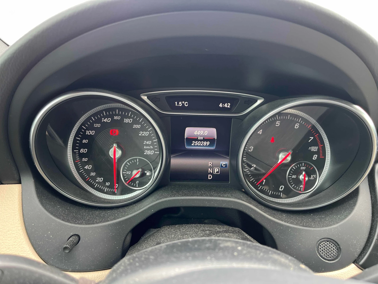 Mercedes-Benz GLA 250 * CARFAX * ДВА КЛЮЧА * ПАНО - изображение 6